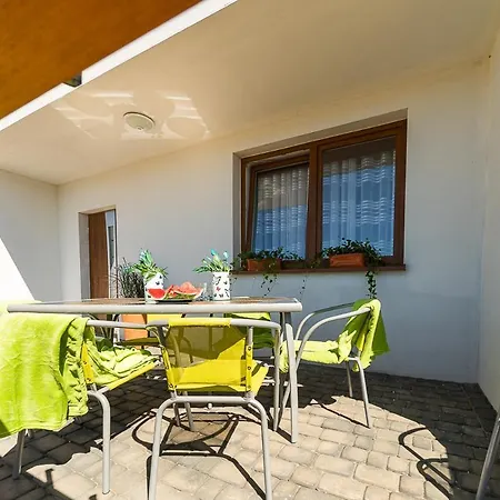 Holiday home Emilia U Przyjaciol Zarnowska